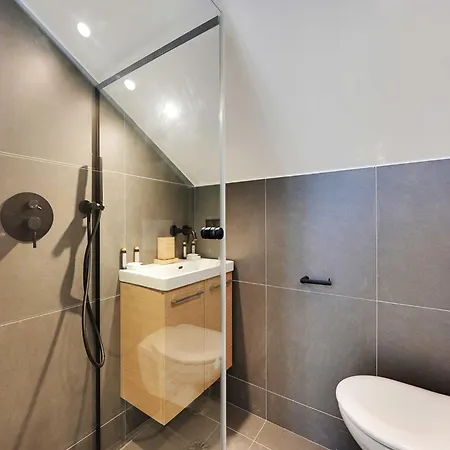 Bright And Charming - 1bd 2p - شقة *
